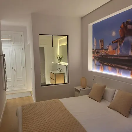 Henao Park De Suites, En Pleno Centro Con Garaje Directo *